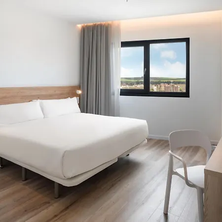 Hotel B&B Hotel Ecija 3*